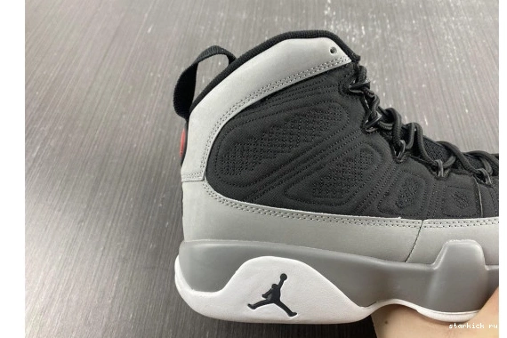 CT8019-060 CT8019-060 Grey Retro 9 Jordan Particle 0502